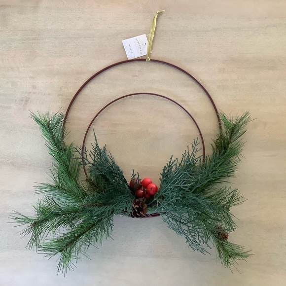 Wondershop Double Metal Hoop with Greenery Wreath - Picture 4 of 8